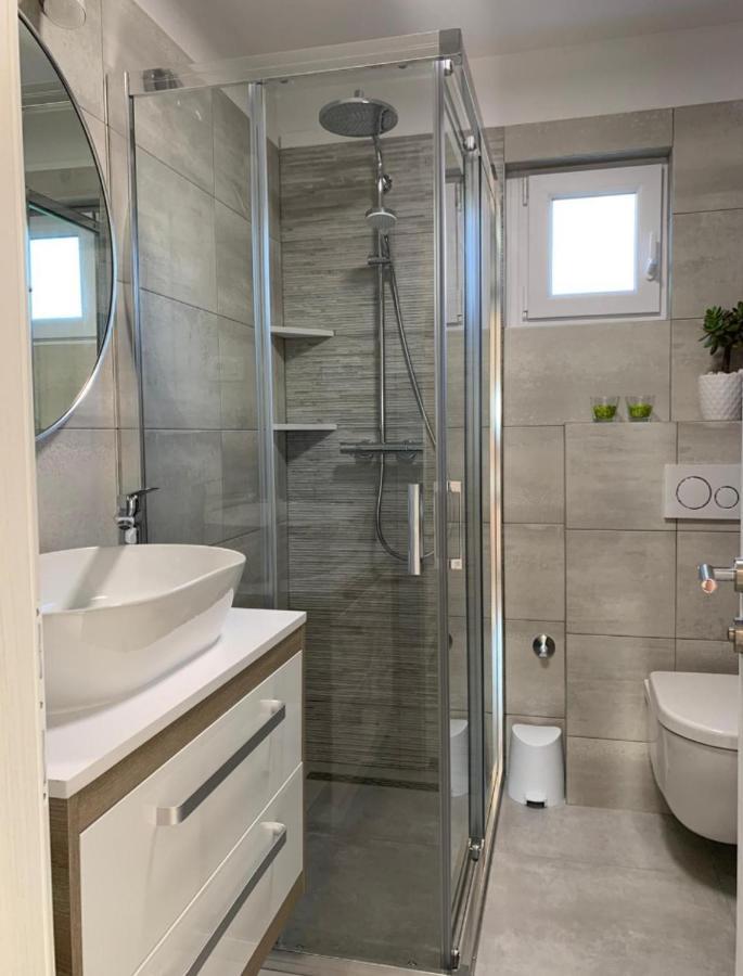 Apartment Salov Trogir Eksteriør billede