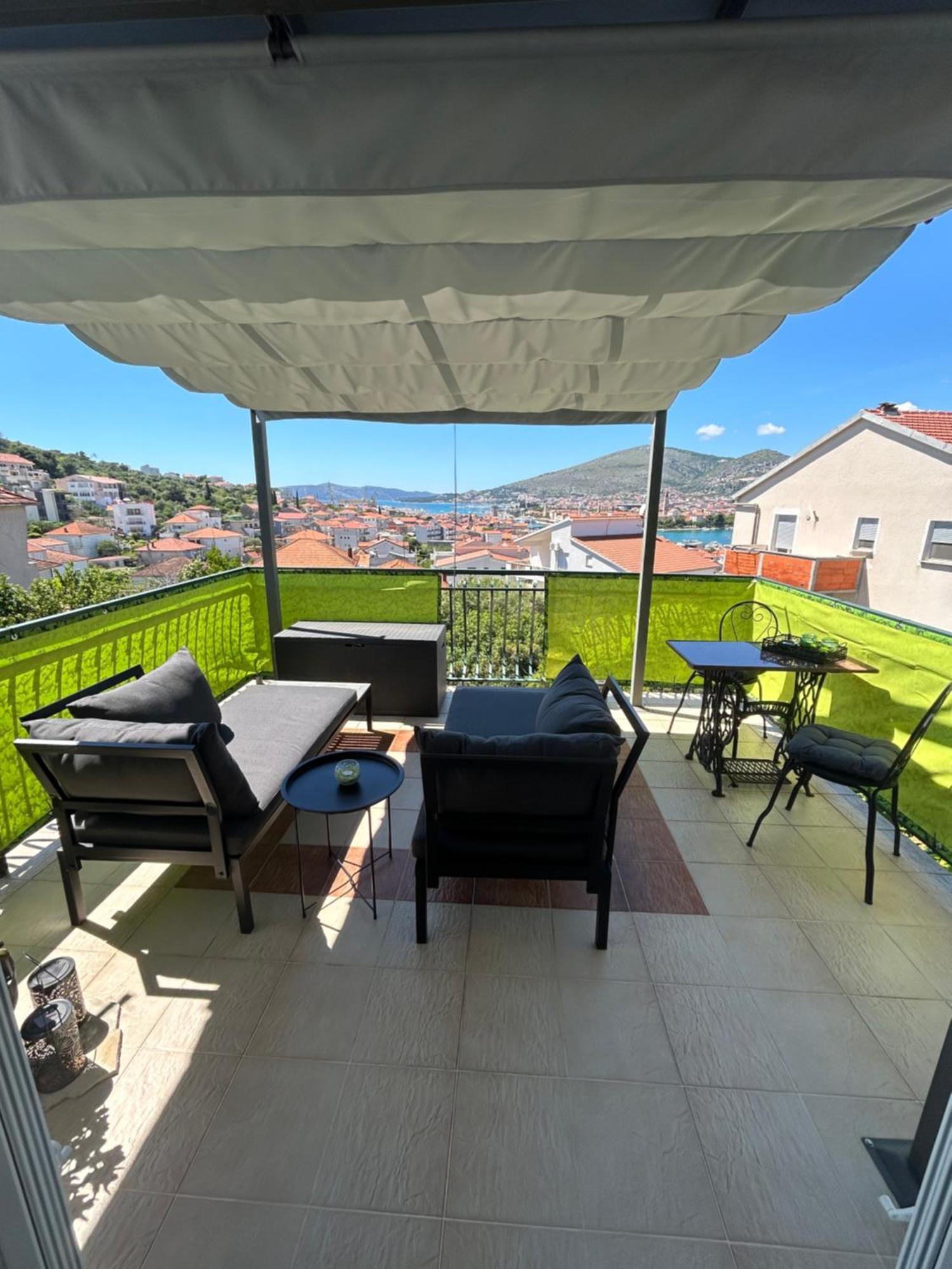 Apartment Salov Trogir Eksteriør billede